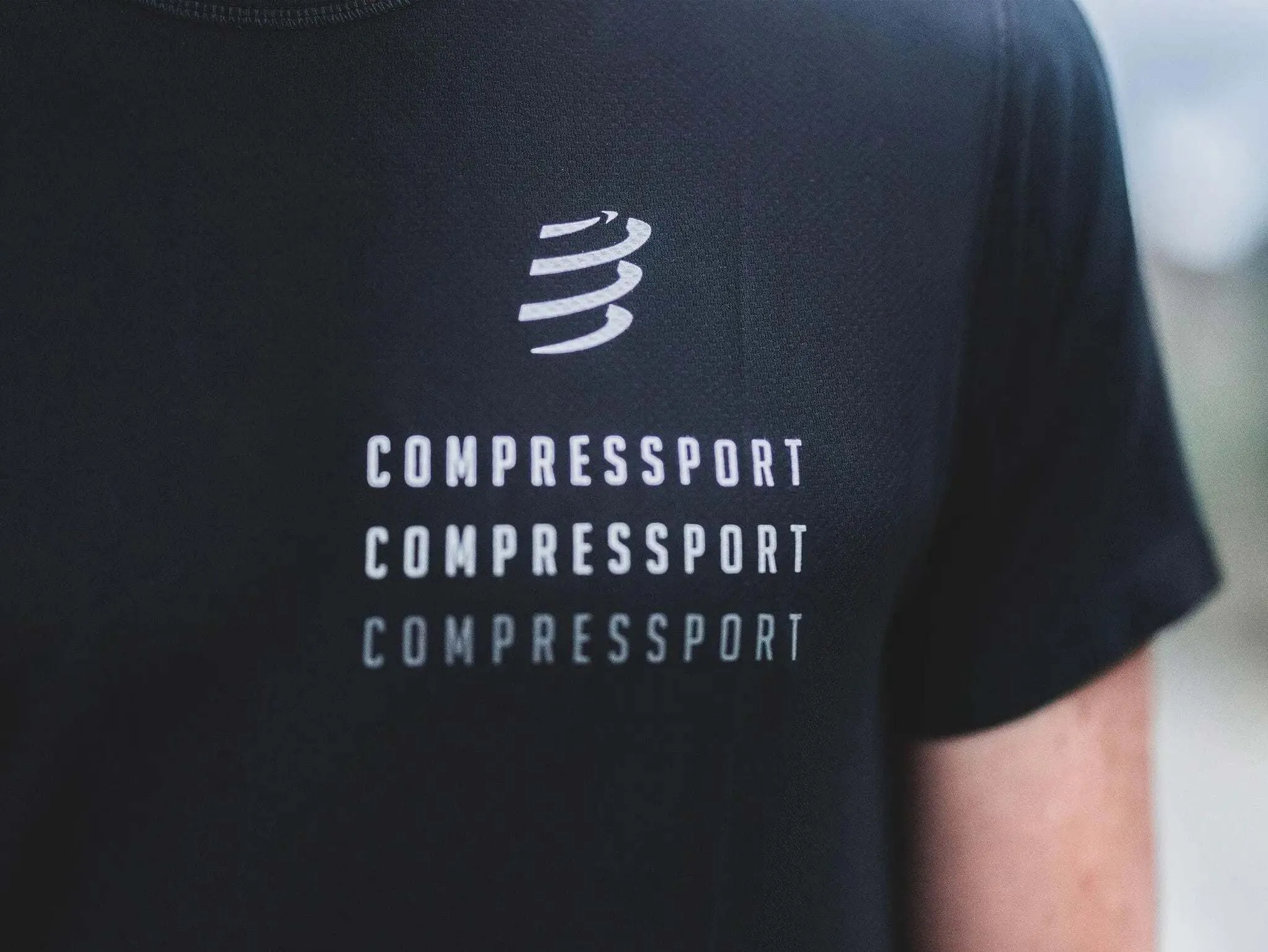 Compressport | Performance SS T-shirt | Black Edition | Heren