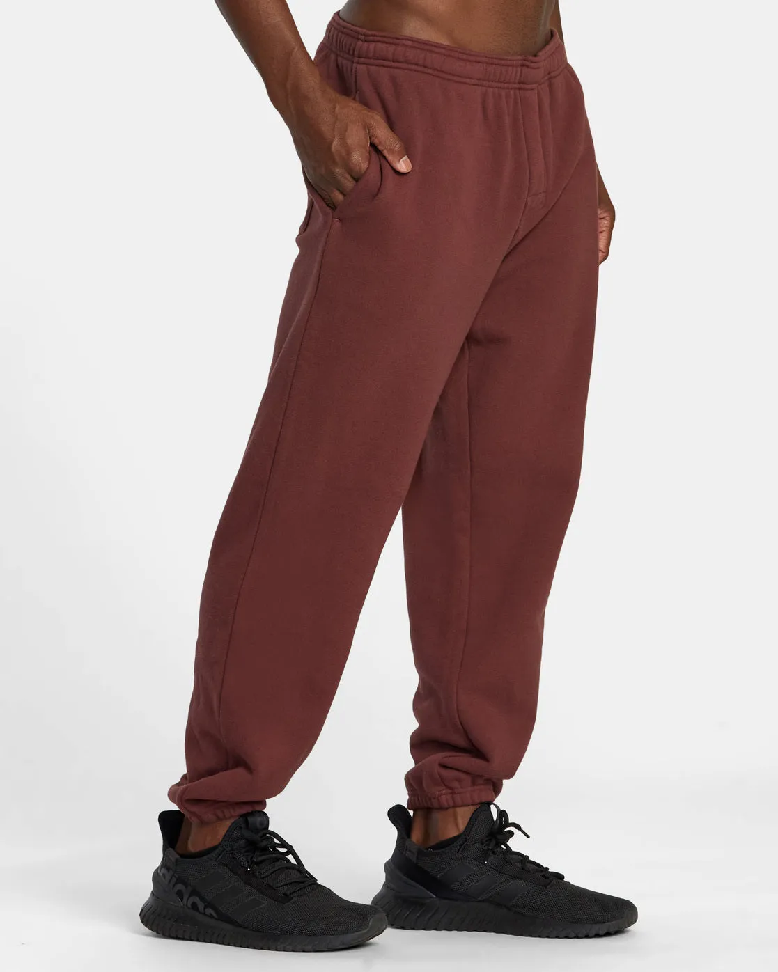 VA Essential Joggers - Burgundy